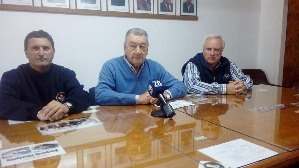 Bomberos lanzó la  rifa «68º aniversario»