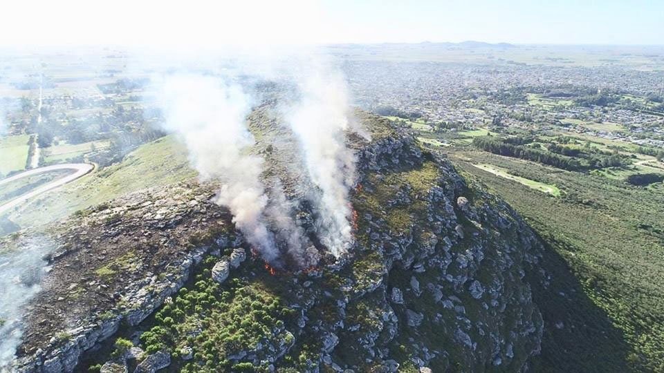Fuego en La Barrosa