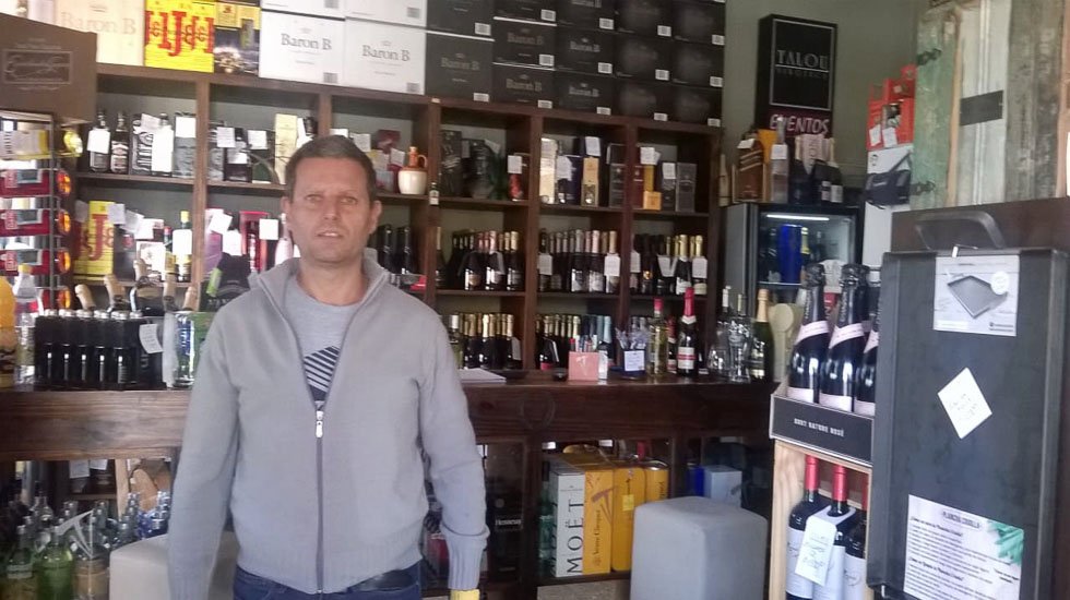 Desde mañana vuelve a regir la restricción  de bebidas alcohólicas a partir de las 21 