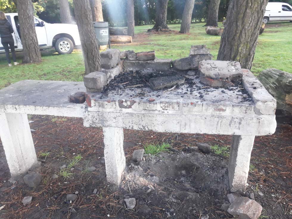 Los baños, bien; las parrillas, mal….
