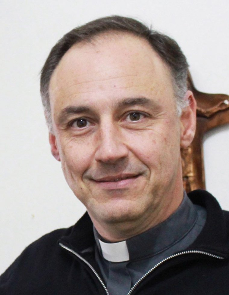 "Es fundamental el rol del matrimonio y las familias dentro de la Iglesia"