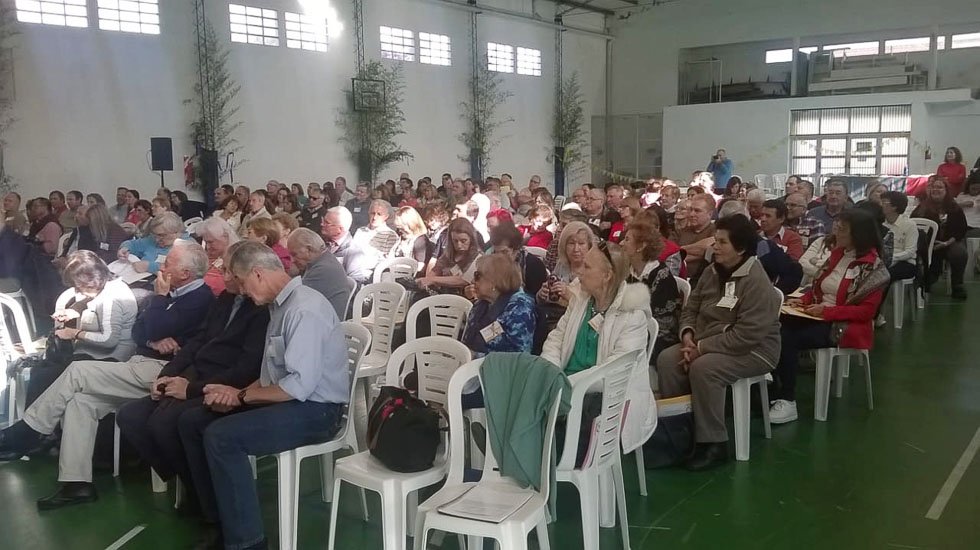 Más de un centenar de matrimonios participaron del encuentro interzonal del Movimiento Familiar Cristiano