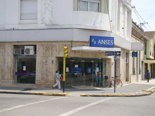 Numerosa demanda en la ANSeS local para la obtención de créditos