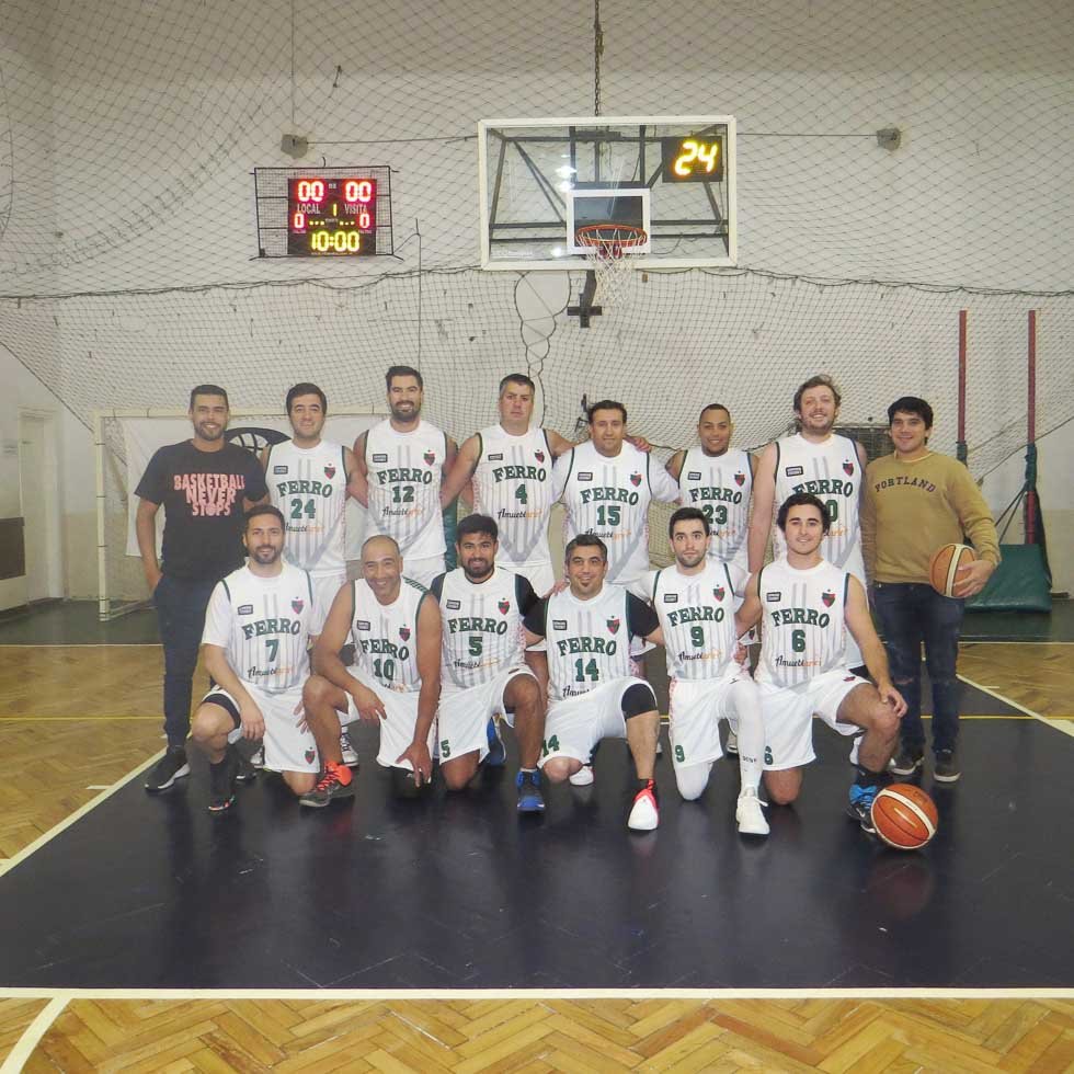  Ferroviarios y Sportivo Trabajo comenzaron ganando 