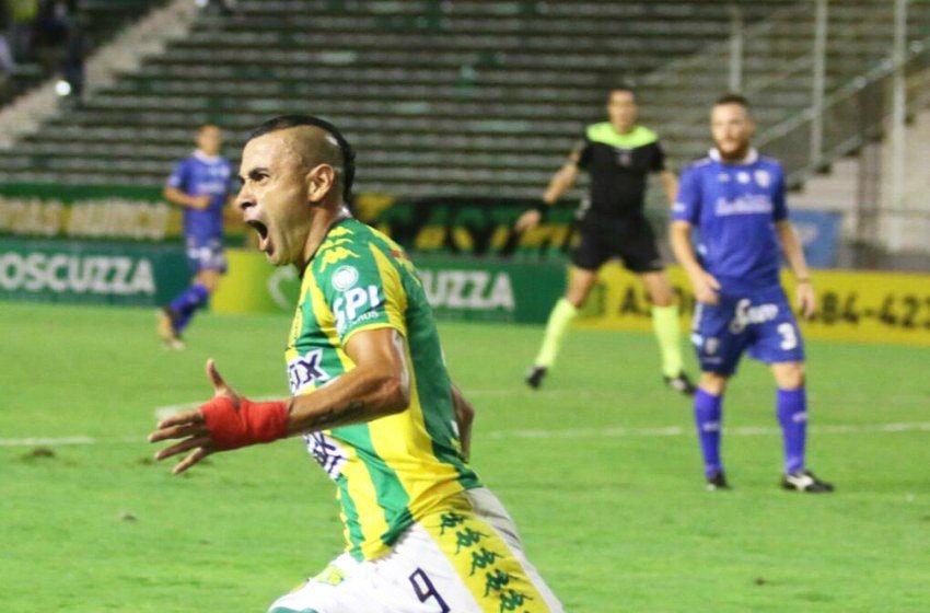 Racing Club demandó a Aldosivi por los derechos formativos de Telechea