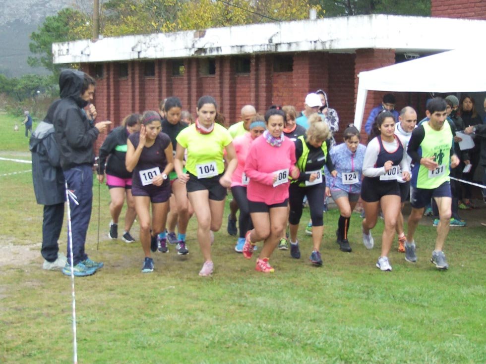 Bajo la lluvia se llevó a cabo la tercera fecha del Cross Country 