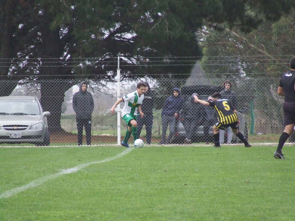 Entretenido empate entre FC Agrarias y Sportivo Trabajo 