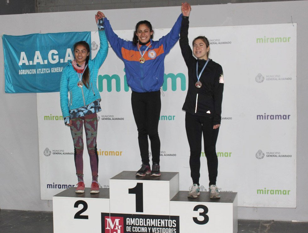 Lescano y Covalschi, campeones provinciales de Cross Country 