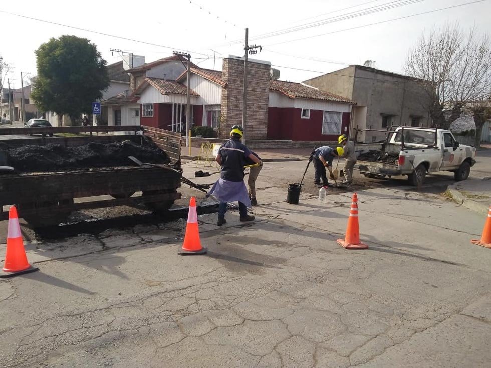 Avanza el bacheo