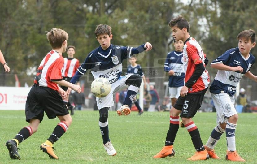 Prueba de futbolistas hará  Gimnasia y Esgrima La Plata