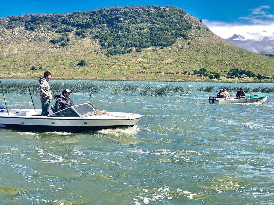 Club de Pesca: veda a la pesca y se  viene otra resiembra de alevinos