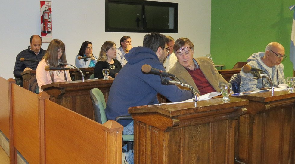 El Concejo pide que se promueva un  sumario administrativo a Aguas de Balcarce