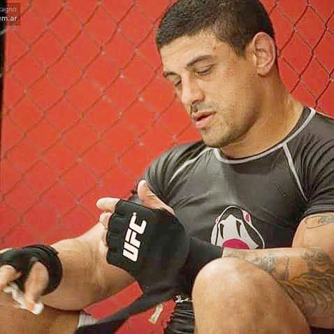 «La Máquina» Ottaviano expone su título frente a Jackson Mora