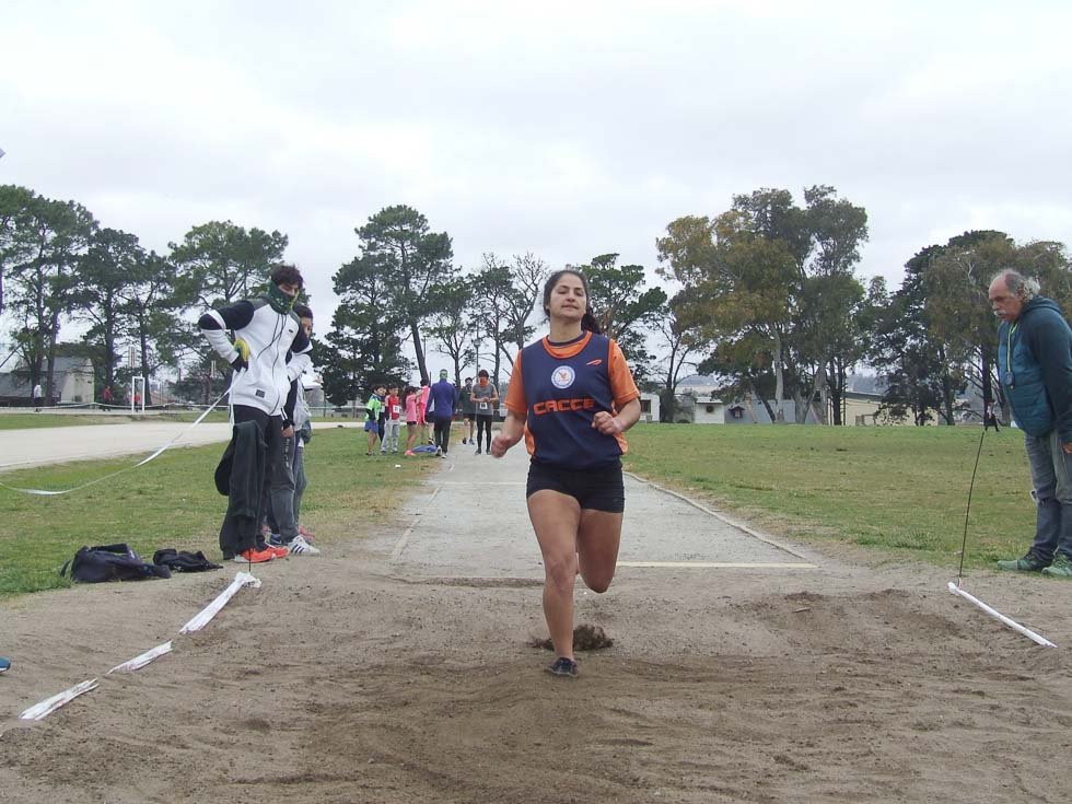 Lo festejó con un torneo de pista y campo