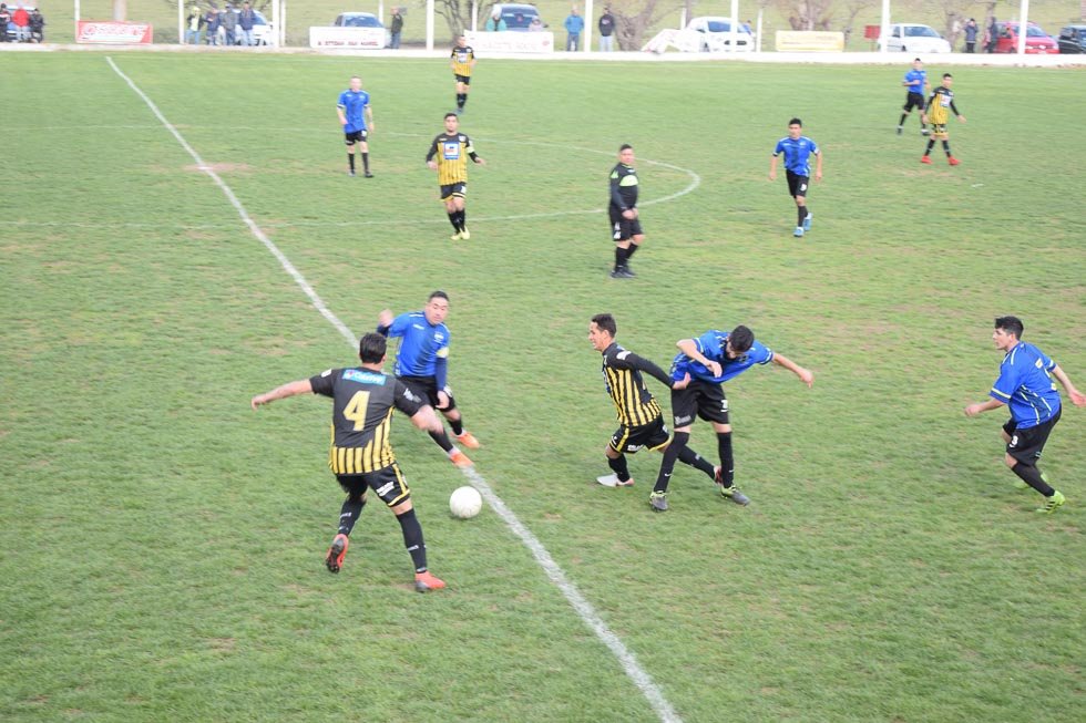 Ganó Sportivo Trabajo y está en puesto de «play off» 
