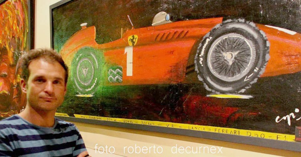 Luciano Crespi une la  pintura y el automovilismo