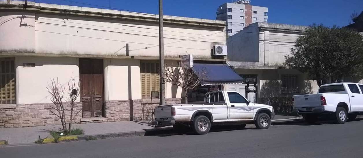 Tres adolescentes asaltaron el kiosco de calle 19 y 24