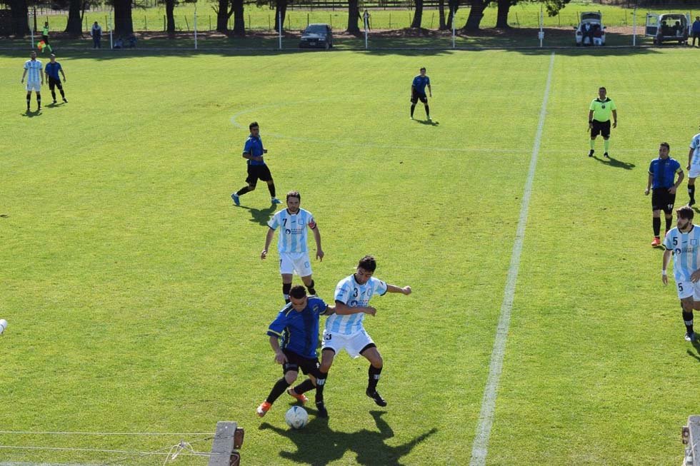 Pese a ganar, a Racing Club no le alcanzó