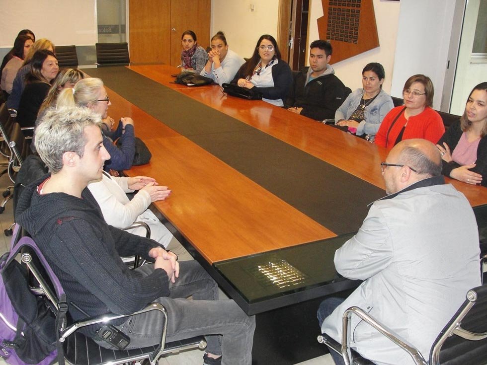 Reino se reunió con integrantes  de la Tecnicatura de Enfermería