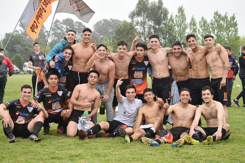 Se consagró campeón con la Quinta categoría en la Liga Marplatense 