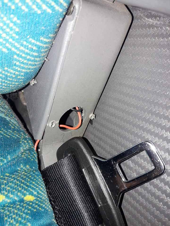 Desaprensivos ocasionan daños y roban elementos  de micros de Via Tac
