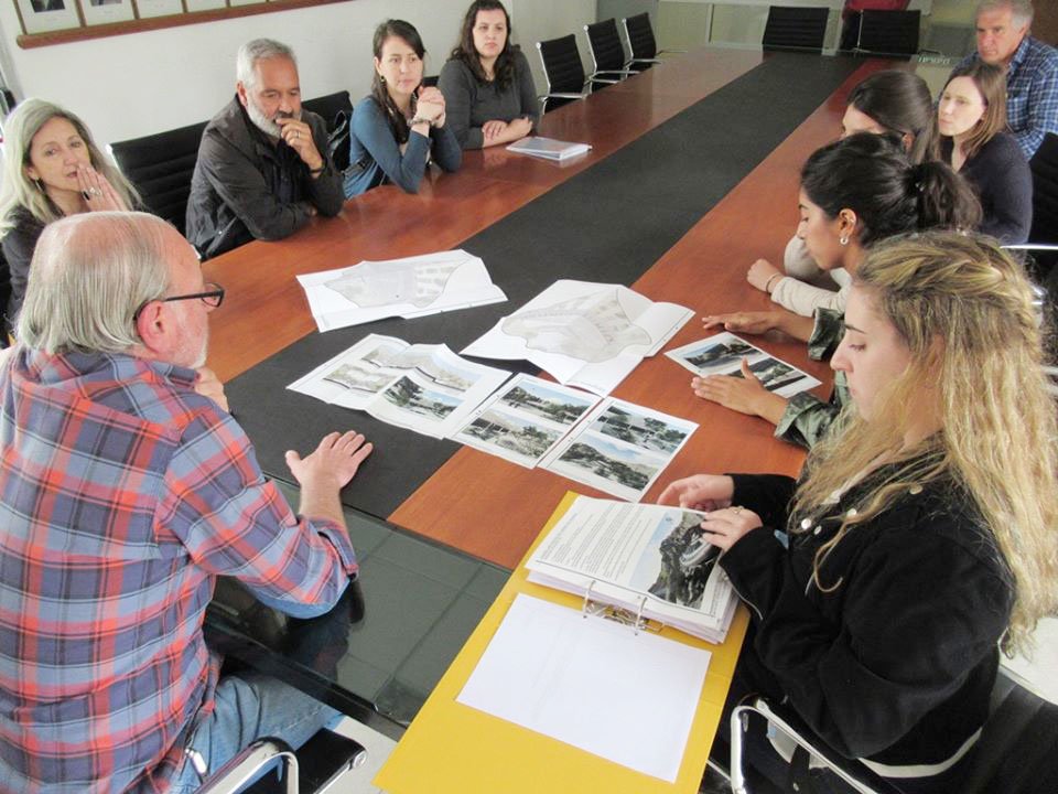 Se  presentaron proyectos de rediseño  de la fachada del teatro y el anfiteatro 