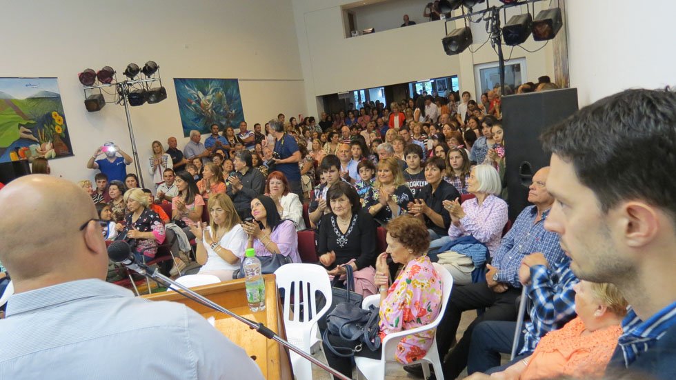 El Concejo entregó certificados a vecinos e instituciones destacados durante el año