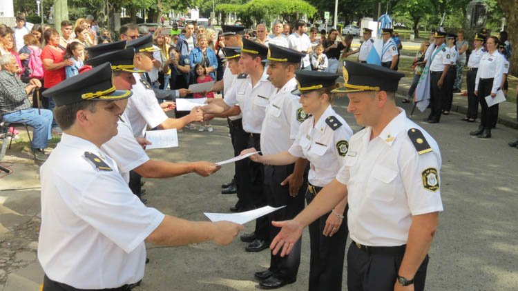  Destacan el esfuerzo, compromiso y vocación de los efectivos policiales