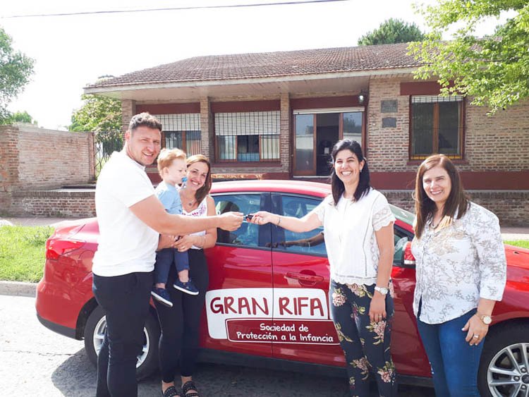 Protección a la Infancia entregó premios de la rifa
