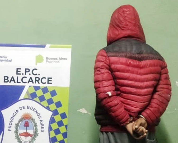 Detenido por violar una  restricción de acercamiento 