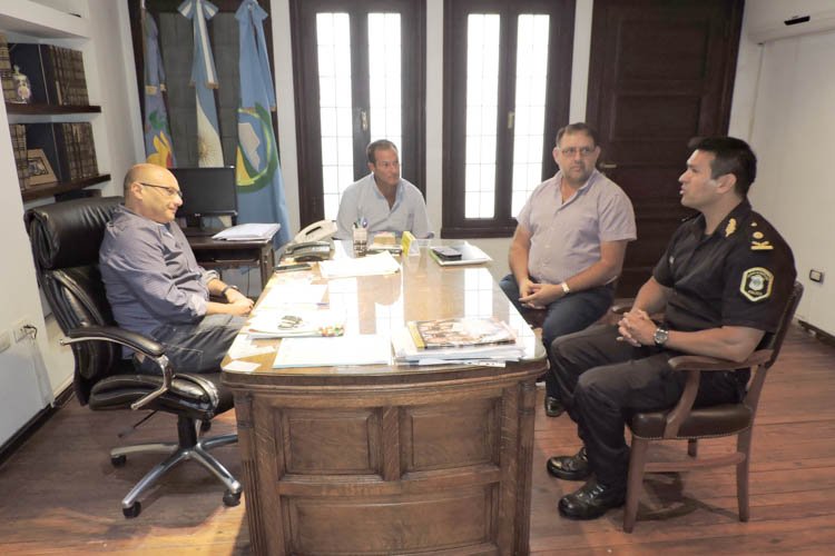 El Intendente recibió al nuevo jefe policial