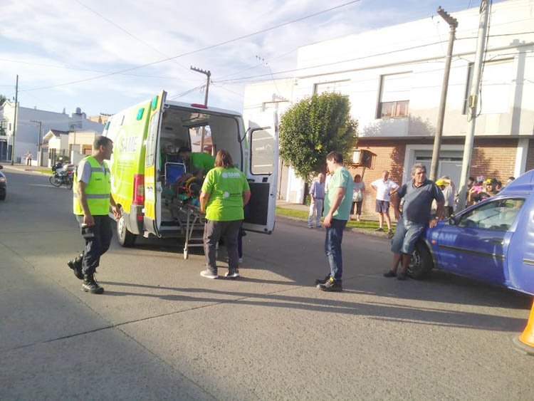 Dos motociclistas resultaron heridos en siniestros viales que se registraron en forma casi simultánea