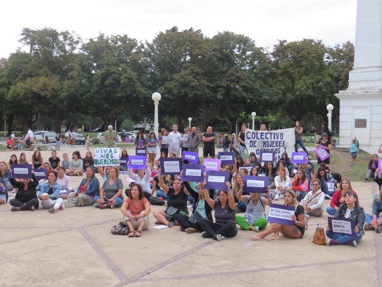Fuerte reclamo de políticas contra  la violencia y la igualdad de género