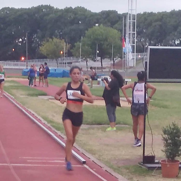 Viajó a Mendoza, se suspendió la carrera, fue a Rosario y ganó