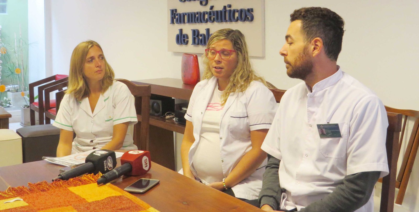 «Todo lo que se compre de más le va a estar  faltando a otro» sostienen los farmacéuticos