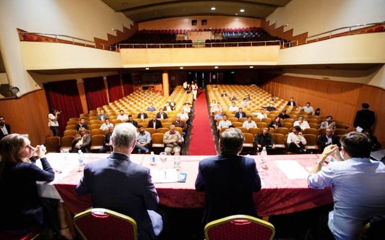 Kicillof y los 135 intendentes lanzaron un  plan coordinado de prevención del coronavirus