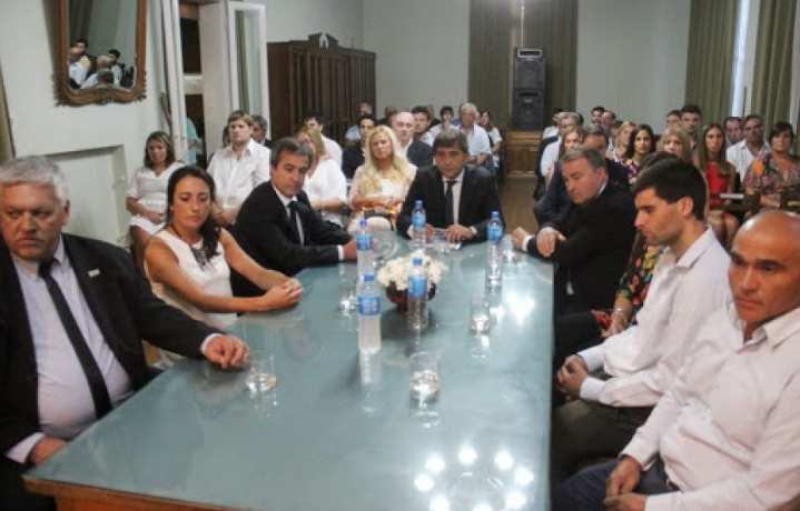 Varios intendentes bonaerenses donan parte de su sueldo para hacer frente al COVID-19