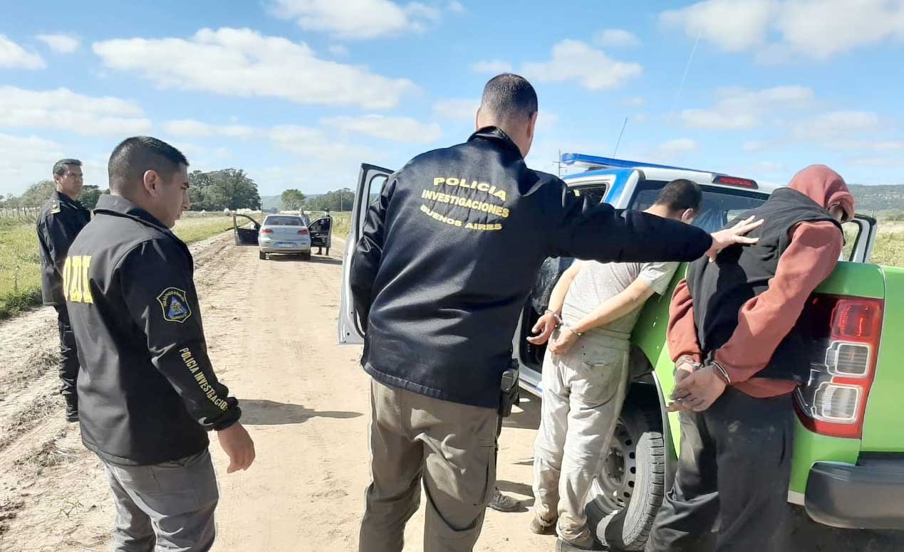 Tras largo «peregrinar», dos ladrones tuvieron un  «pacífico reencuentro»  con efectivos policiales