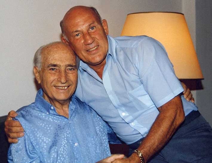 Falleció Stirling Moss, gran rival y amigo de Juan Manuel Fangio 