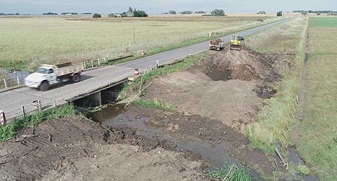 La rotura de un puente sobre ruta 55 obliga a construir un paso alternativo