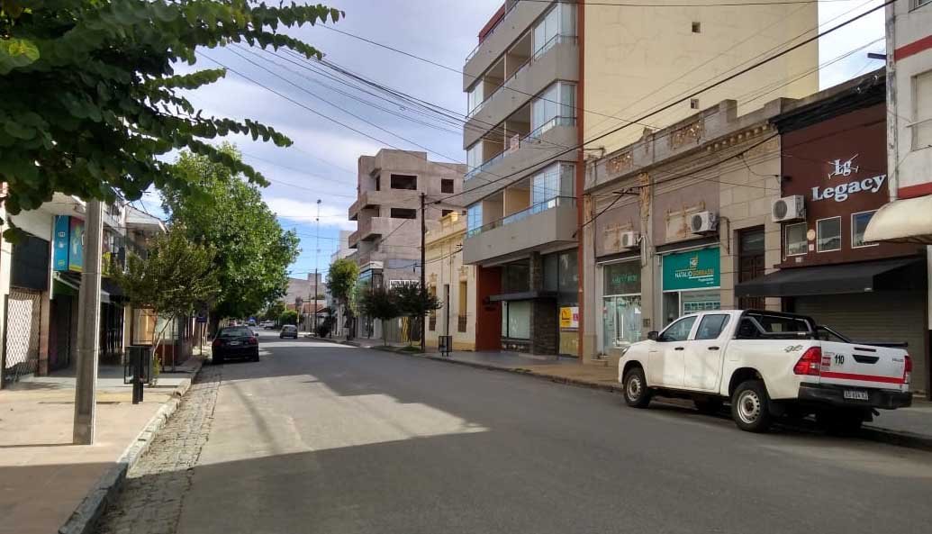 Comercios habilitados hasta las 18 y flexibilización para una decena de rubros