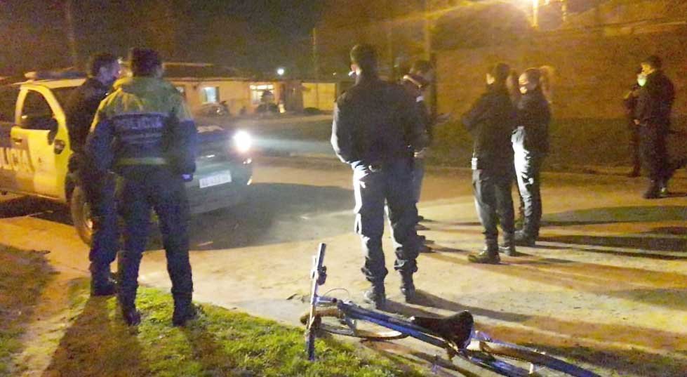 Pelea de pareja derivó en un enfrentamiento  que debió ser controlado por la Policía