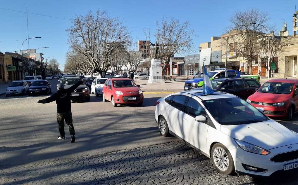 Masiva movilización en Balcarce