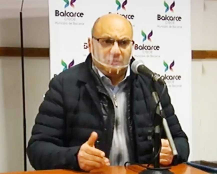 Reino pide «paciencia»  a quienes esperan los  resultados de los test