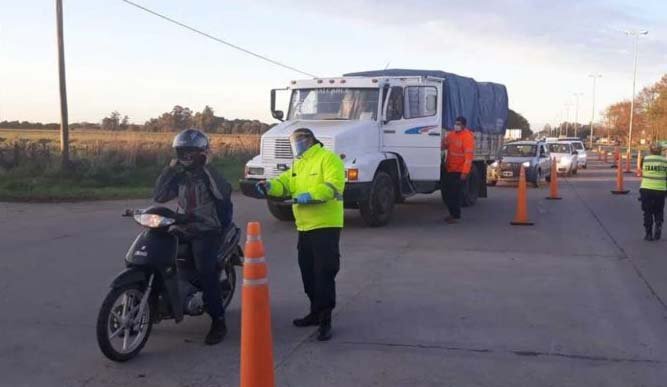 Stoppani desestimó, por el momento, que se  levanten los controles de acceso a la ciudad