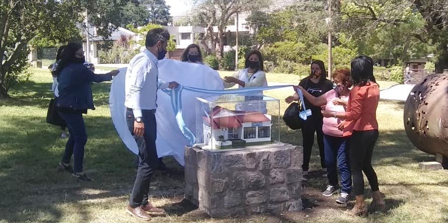 La Escuela de Adultos Nº 702 presentó su “Bal-cápsula 2020” de la pandemia