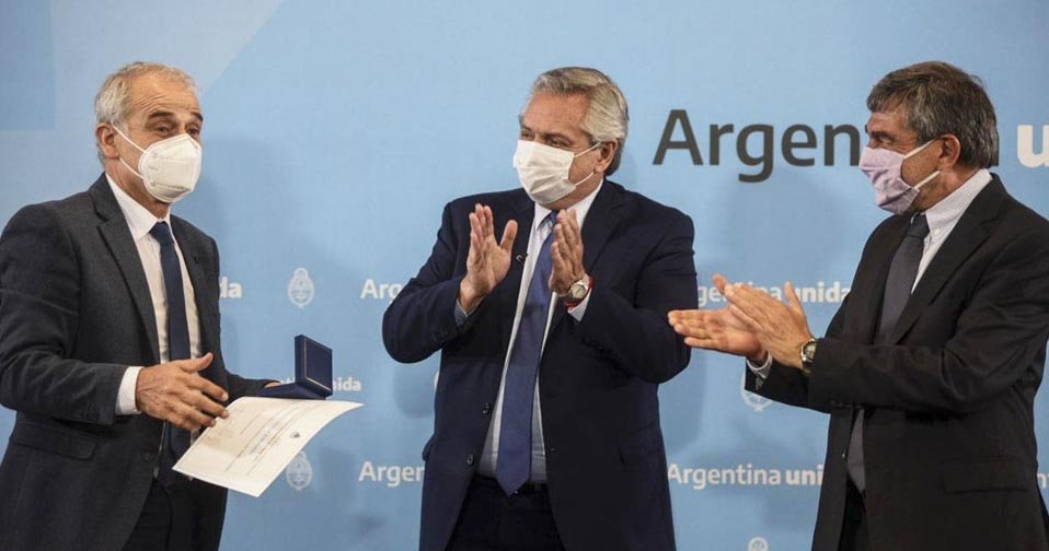 El Dr. Fernando Andrade recibió el premio  al "Investigador de la Nación 2020"