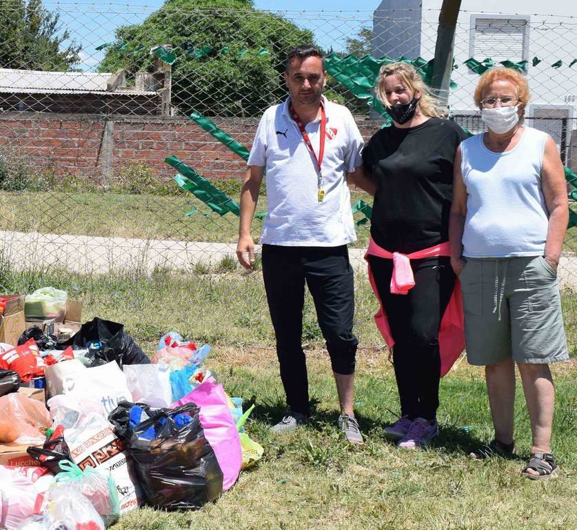 Fútbol solidario a beneficio  de dos  comedores