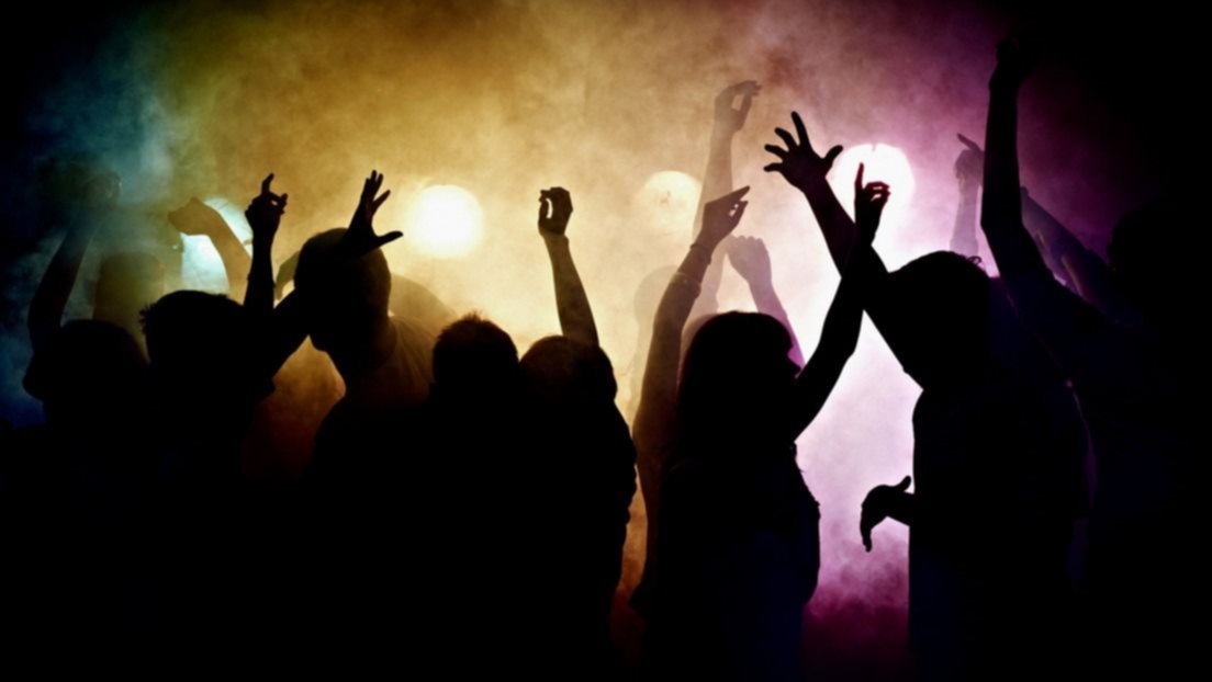 Duras críticas por fiesta en el Prado Español  y respuesta de los organizadores del evento
