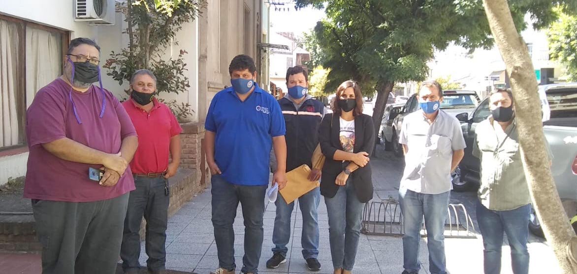 Acuerdo momentáneo entre la Cooperativa y Luz y Fuerza: se levantó el paro por 72 horas